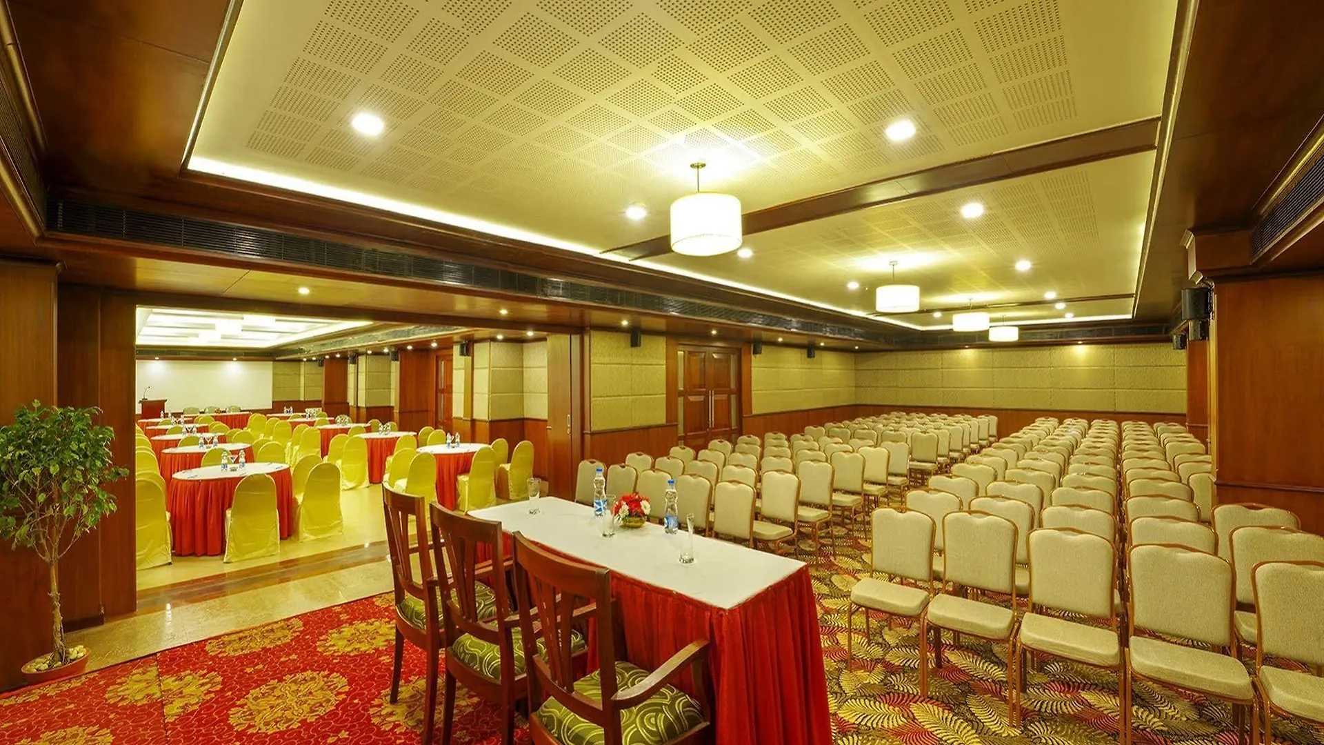Hotel Classic Sarovar Portico Trivandrum Thiruvananthapuram