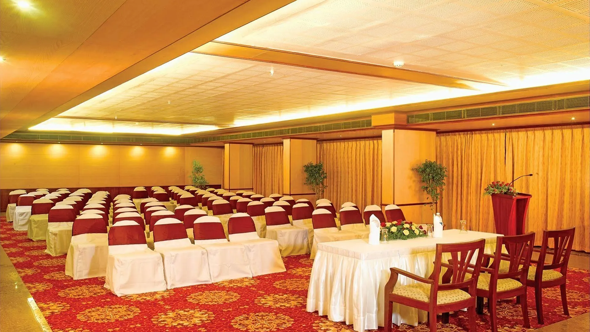 **** Hotel Classic Sarovar Portico Trivandrum Thiruvananthapuram India